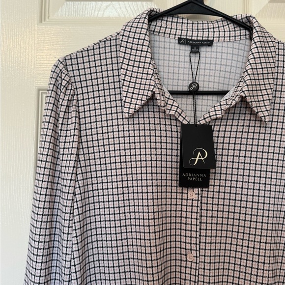 Adrianna Papell Black and White Checkered Button Down Shirt - Picture 2 of 12